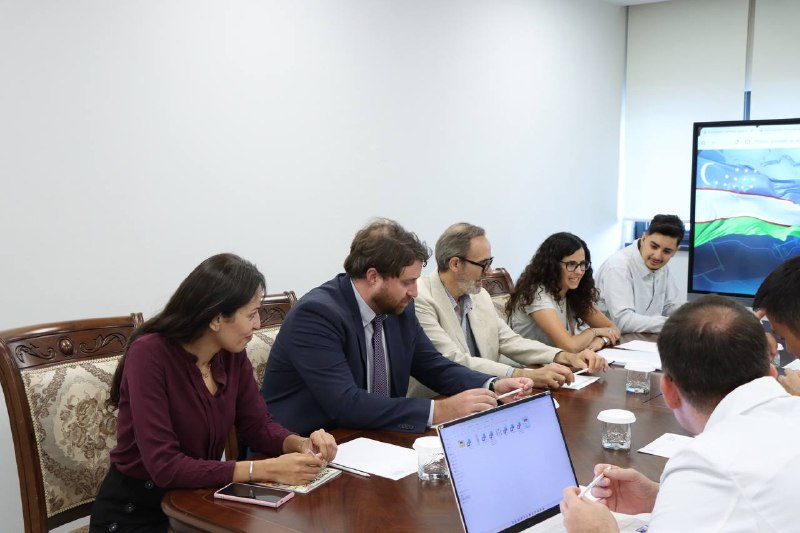 Gustave Roussy International delegation visits the Center for an audit