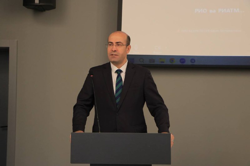 Center honours staff for the 35th anniversary of Uzbekistan's Independence