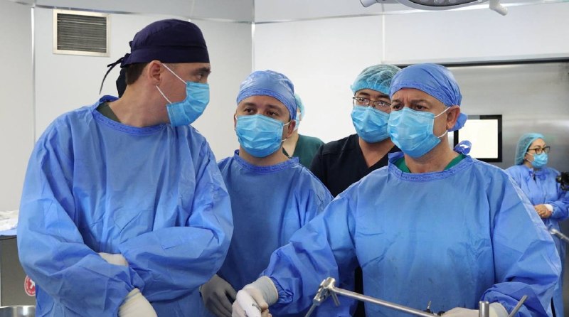 Minimally invasive cancer surgeries performed with a Turkish specialist